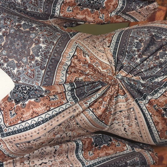 Venus dress NWOT - Picture 5 of 7